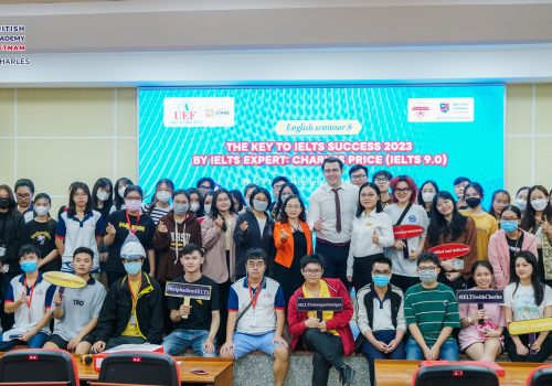 sinh-vien-khoa-tieng-anh-uef-workshop-ielts