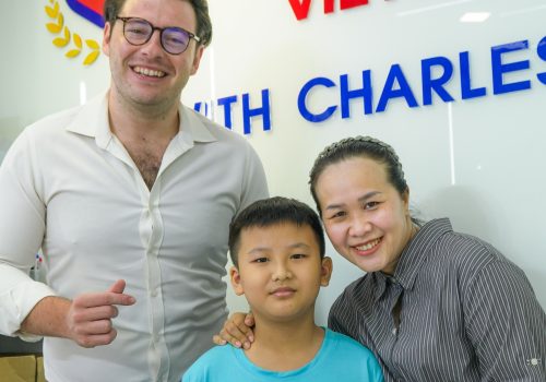 review-hoc-vien-ielts-general-ielts-with-charles