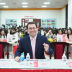 [UEF x IWC] Đêm diễn văn nghệ Shine on the stage các tác phẩm văn học Anh – Mỹ