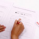 IELTS chính thức cho thí sinh Việt Nam thi viết trên giấy: Cập nhật năm 2026