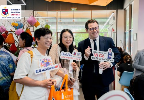<a href="https://britishacademy.edu.vn/cac-khoa-hoc-ielts/khoa-hoc-ielts-cap-toc/">KHÓA IELTS <em>CẤP TỐC</em></a>